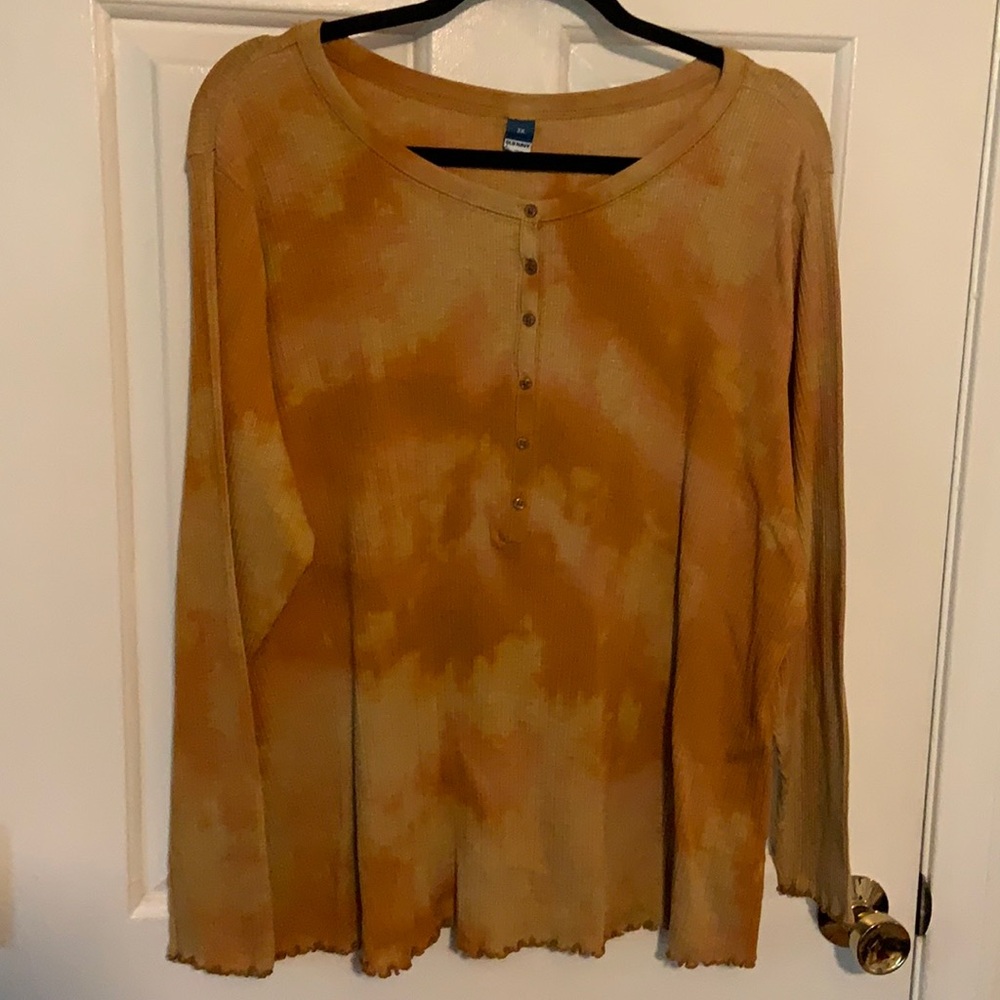 Old Navy Bleached Longsleeve Textured Henley Shirt w/ Fun Trim AS IS